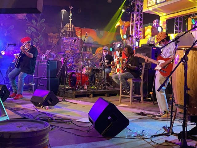 Dylan Miles at The Funky Uncle New Years Eve (5)