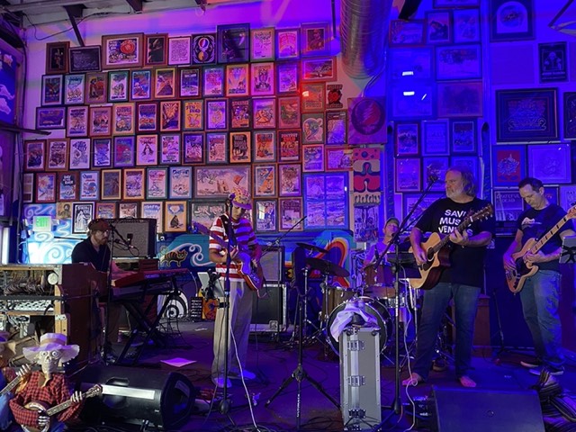 Dylan Miles at So Many Road Museum & Brewery (6)